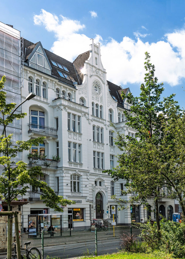 Yorckstrasse 60 Buy real estate apartments in Berlin Kreuzberg